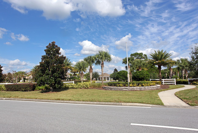 Colonial Village at TownPark in Lakewood Ranch, FL - Building Photo - Building Photo