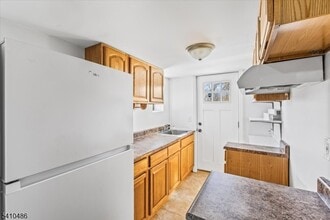 55 NJ-23 in Hamburg, NJ - Building Photo - Building Photo