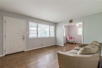 350 Brooks Ave SW in Atlanta, GA - Building Photo - Building Photo