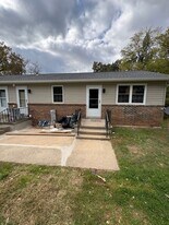 110 Keymar Dr in York, PA - Building Photo