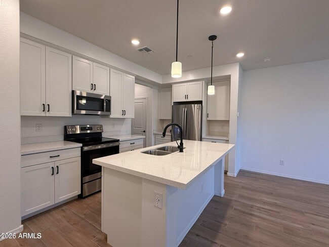 property at 2628 S Voyager Dr