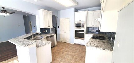 8005 White Stallion Trail in McKinney, TX - Building Photo - Building Photo