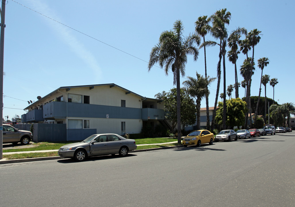 The Palms at Midtown in Ventura, CA - Building Photo