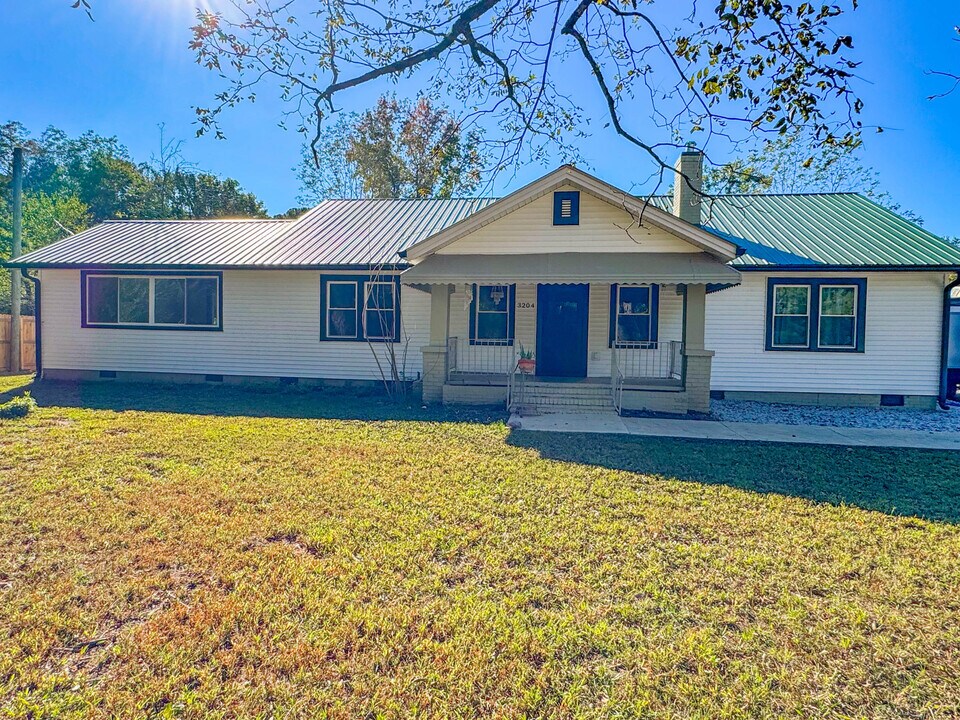 3204 Ray Owens Rd in Appling, GA - Building Photo