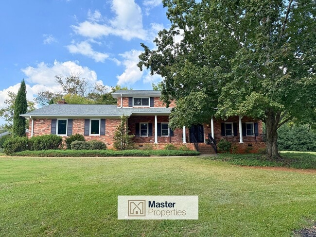 property at 125 St Augustine Dr