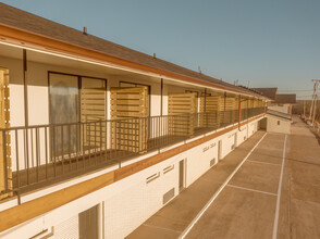 Spring River Commons in Mammoth Spring, AR - Foto de edificio - Building Photo