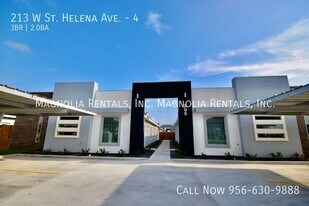 213 W St Helena Ave, Unit 4 in Edinburg, TX - Building Photo