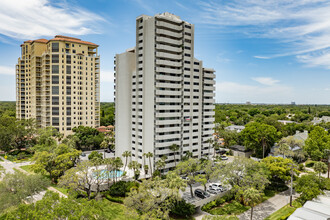 The Pinnacle in Tampa, FL - Building Photo - Building Photo