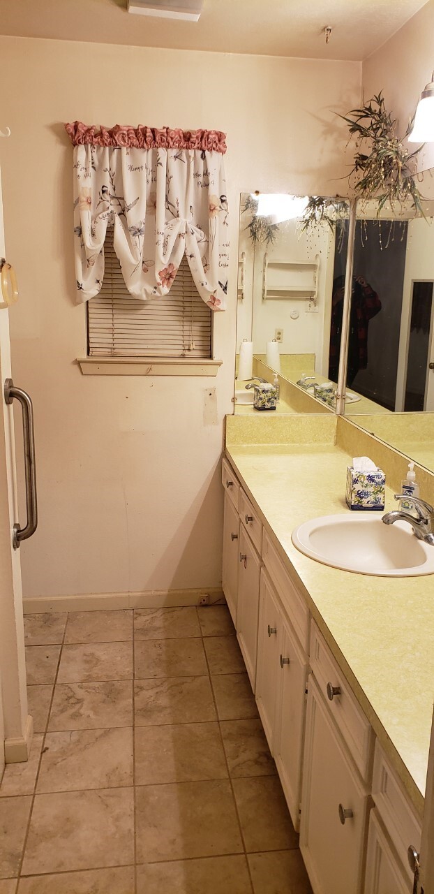 property at 2017 N 5th St