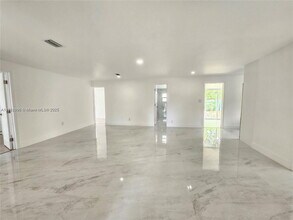 11712 NW 3rd Ave in Miami, FL - Building Photo - Building Photo