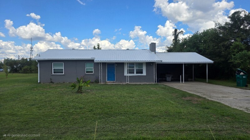 2413 E 16th Ct in Panama City, FL - Foto de edificio