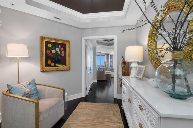 5823 Bowen Daniel Dr in Tampa, FL - Building Photo - Building Photo