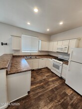 1344 Mountain Rose Dr in Fernley, NV - Building Photo - Building Photo
