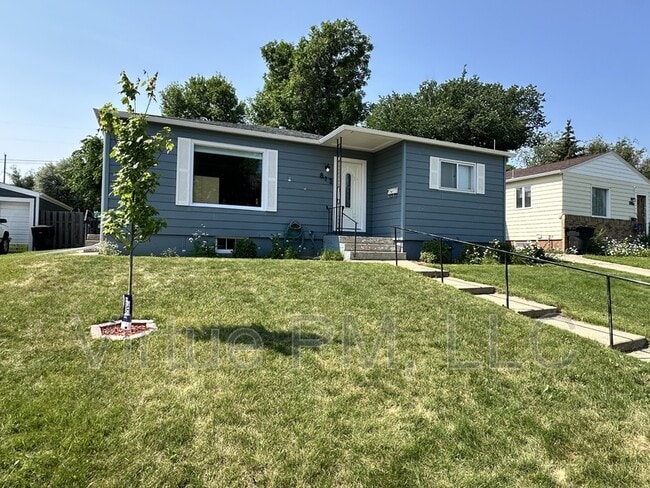 property at 812 6th St