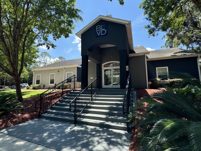 The Boulevard at Tallahassee - Student Living in Tallahassee, FL - Foto de edificio - Building Photo