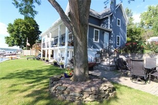 5732 E Lake Rd in Conesus, NY - Building Photo