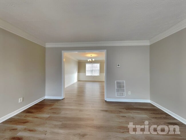 2556 Tolliver Dr in Ellenwood, GA - Foto de edificio - Building Photo