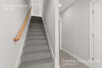 81 Cielo Dr in Dover, NH - Building Photo - Building Photo