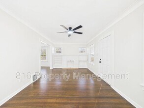 4542 Chestnut Ave in Kansas City, MO - Building Photo - Building Photo