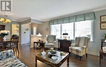 729 Parker Crescent in Burlington, ON - Building Photo - Building Photo