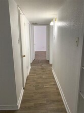 5625 Antoine Dr in Houston, TX - Building Photo - Building Photo