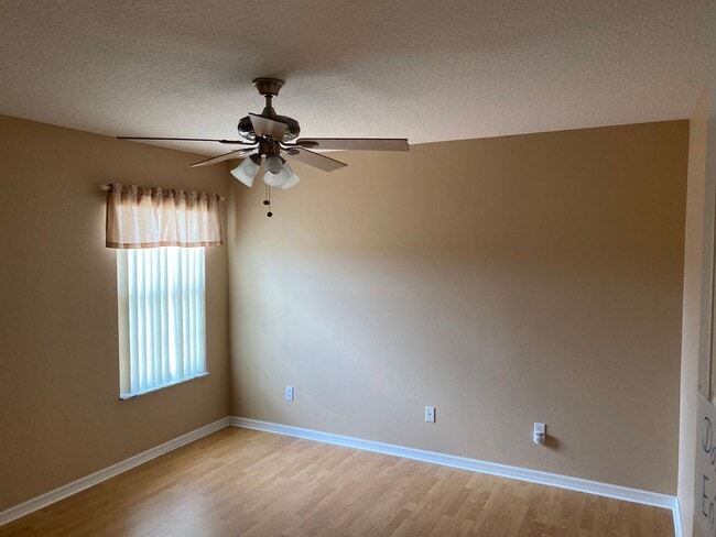 property at 12934 Colonnade Cir