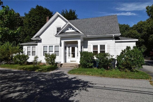 property at 2915 Post Rd