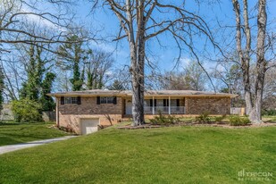 1731 Dogwood Trail