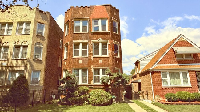 property at 10638 S Ave C