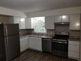 1930 Des Moines St in Webster City, IA - Building Photo