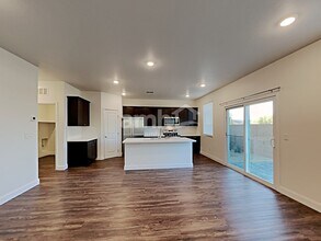 6031 Schmidt St in North Las Vegas, NV - Building Photo - Building Photo