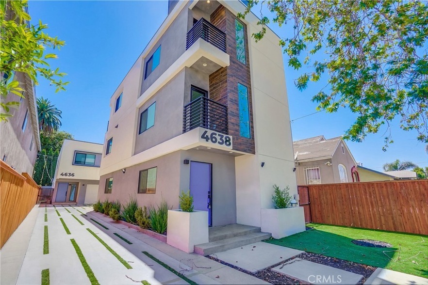 4638 Lomita St, Unit 32-143 in Los Angeles, CA - Building Photo