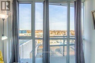 99 The Donway W in Toronto, ON - Building Photo - Building Photo