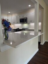 17A Patrick Henry Ct in Monroe Township, NJ - Building Photo - Building Photo