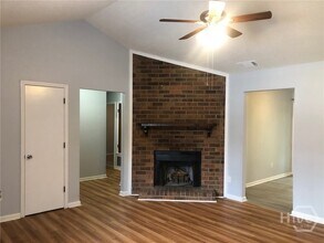 120 Harmon Creek Dr in Savannah, GA - Foto de edificio - Building Photo