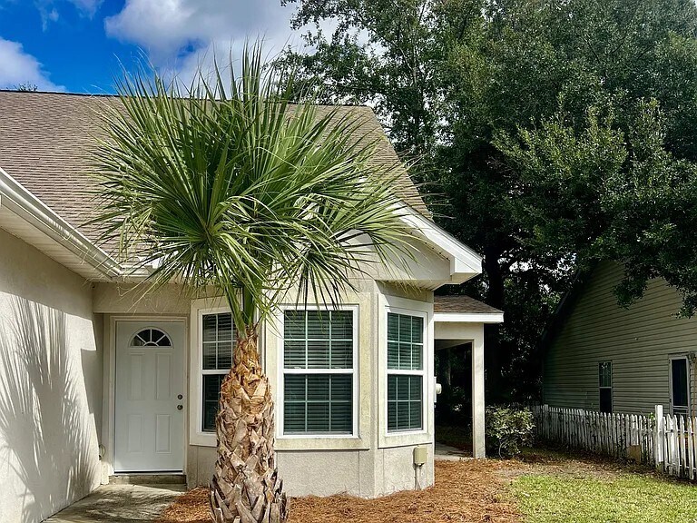 116 Windridge Dr in Brunswick, GA - Building Photo