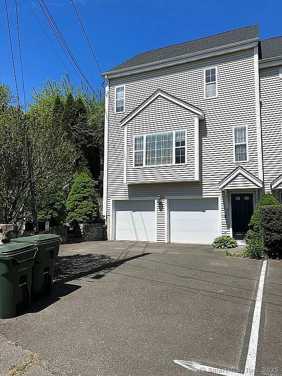 property at 121 Warren Ave