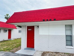 11734 N 14th St in Tampa, FL - Building Photo - Building Photo