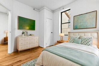 235 W 63rd St in New York, NY - Building Photo - Building Photo