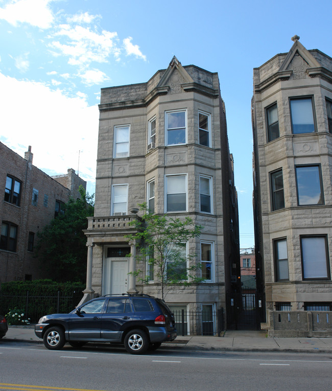 1349 W Taylor St in Chicago, IL - Building Photo - Building Photo