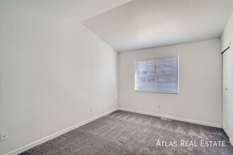 17032 E Arkansas Dr in Aurora, CO - Foto de edificio - Building Photo