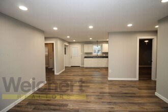811 Pinewood Dr in Paragould, AR - Building Photo - Building Photo