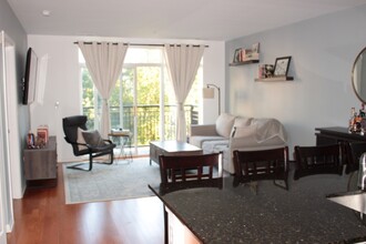 7757 Van Buren St in Forest Park, IL - Building Photo - Building Photo