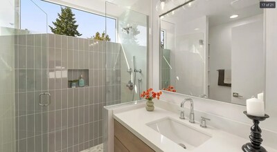 913 N 98th St in Seattle, WA - Building Photo - Building Photo