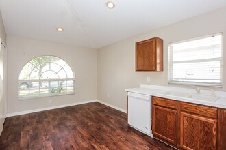 11113 Lake Lanier Dr in Riverview, FL - Building Photo - Building Photo