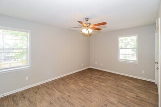 5380 Albemarle Dr in Memphis, TN - Building Photo - Building Photo