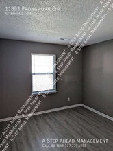 11893 Pronghorn Cir in Noblesville, IN - Building Photo - Building Photo