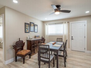 8314 Bowling Green Dr in Austin, TX - Building Photo - Building Photo