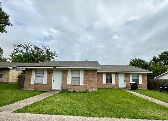 property at 1404 Rescue Ct