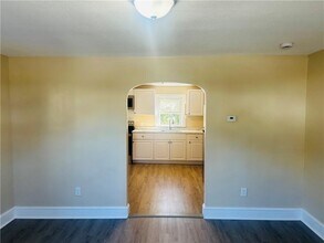 1049 Central Ave in Pawtucket, RI - Building Photo - Building Photo